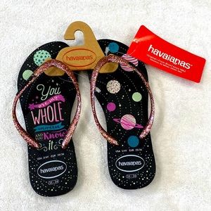 NWT Havaianas size US 3-4 Youth.
